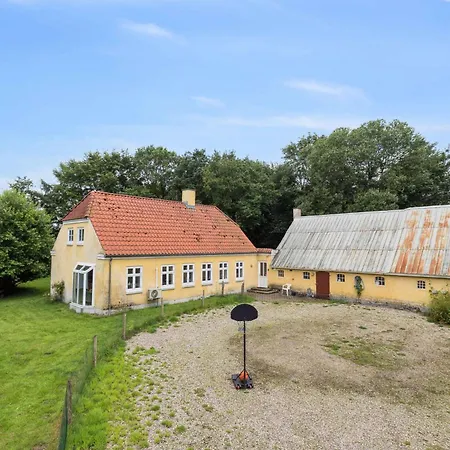 Bright With Garden And Togetherness Villa